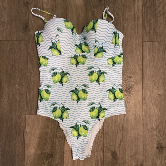 🍋🍋One piece swimsuit🍋🍋 - Picture 6 of 7